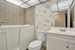 Picture of 7154 Ashmont Cir # 102, Tamarac, FL 33321