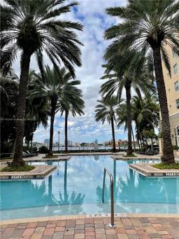 Picture of 17145 N Bay Rd # 4412, Sunny Isles Beach, FL 33160