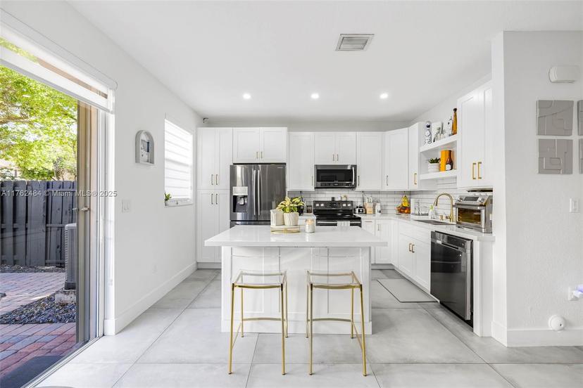 Picture of 12993 SW 134Th Ter, Miami FL 33186