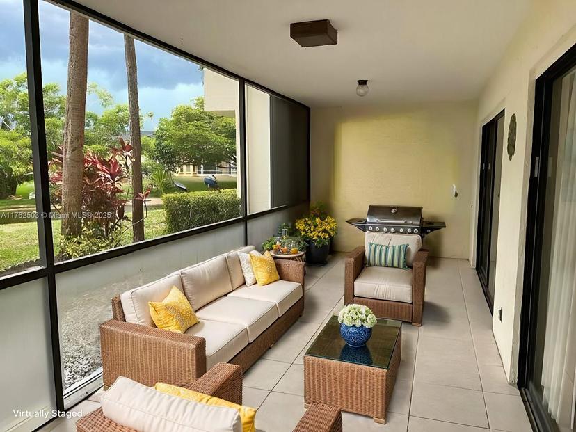 Picture of 12524 Shoreline Dr # 104, Wellington FL 33414