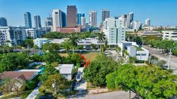 Picture of 217 SE 10Th St, Fort Lauderdale, FL 33316