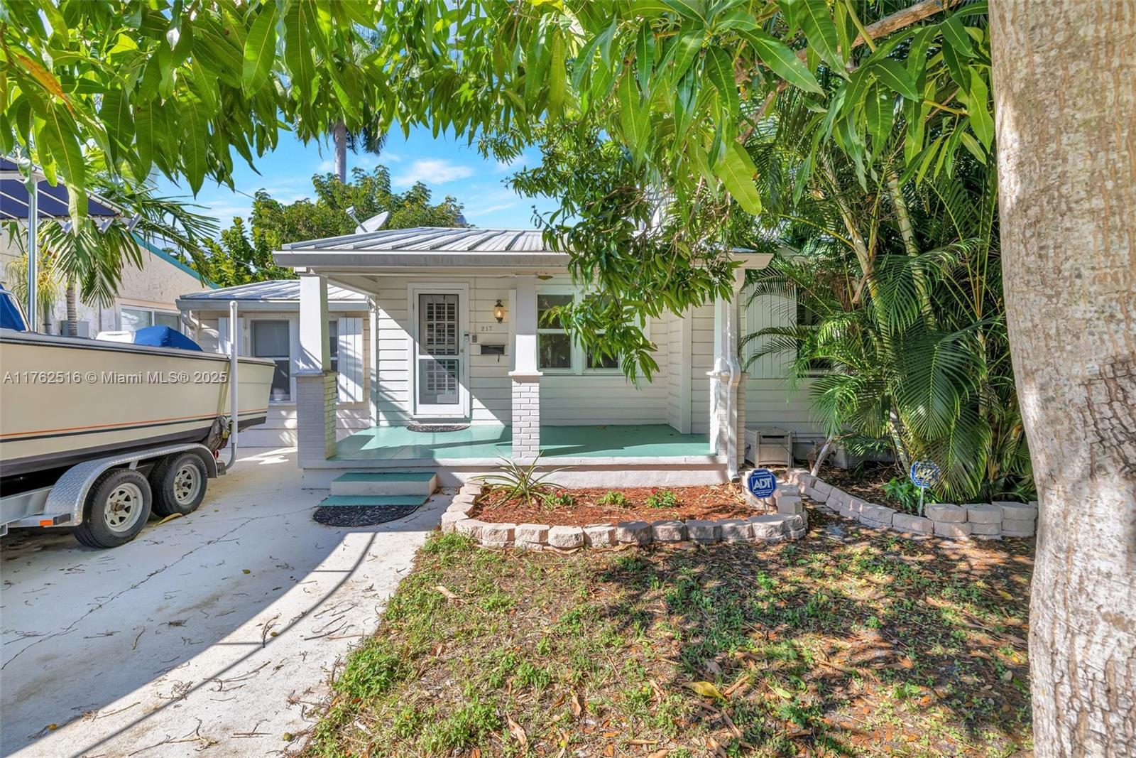 Picture of 217 SE 10Th St, Fort Lauderdale, FL 33316