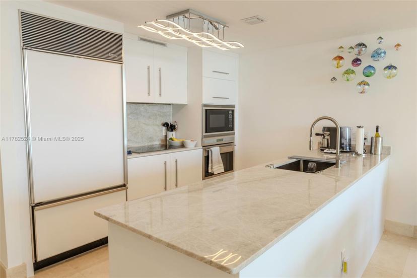 Picture of 475 Brickell Ave # 2307, Miami FL 33131