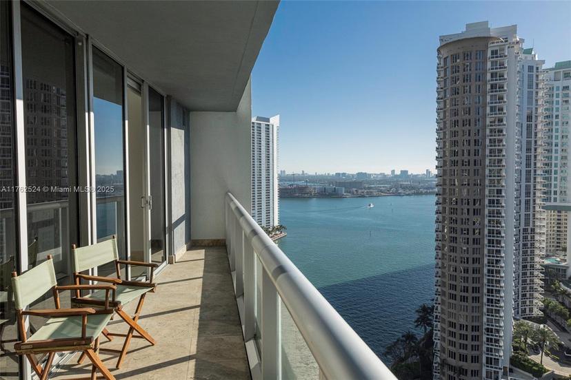 Picture of 475 Brickell Ave # 2307, Miami FL 33131