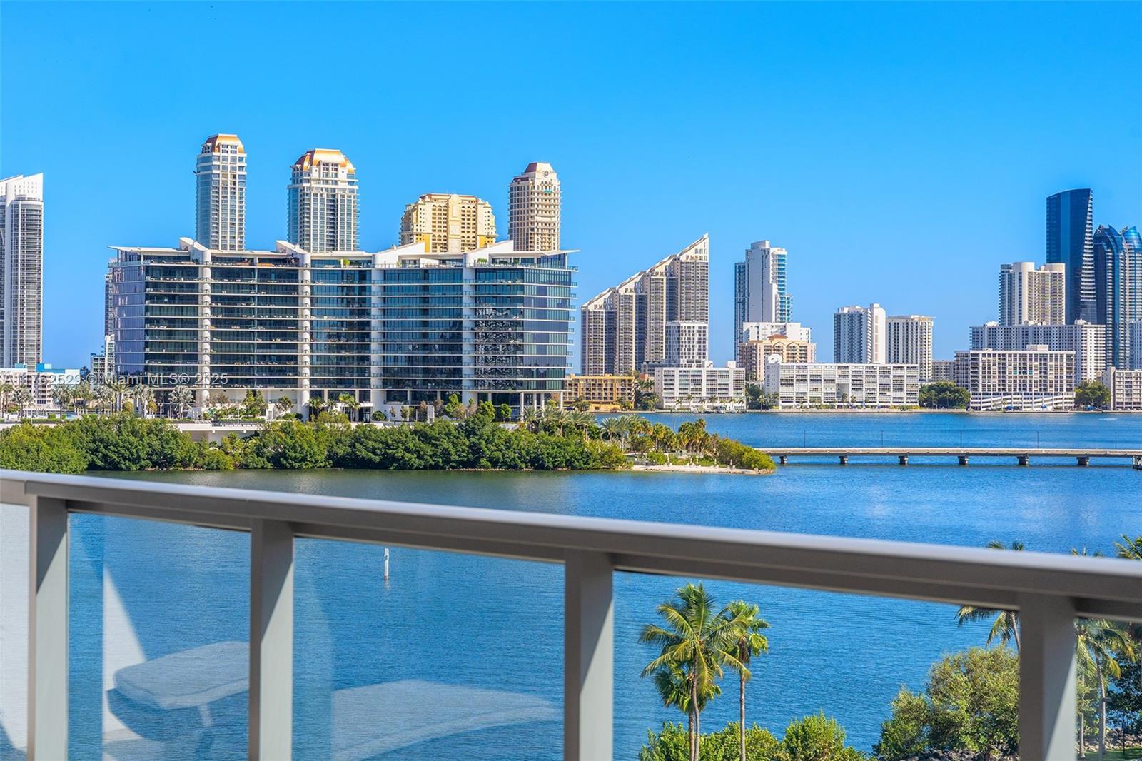 Picture of 3250 NE 188Th St # 704, Aventura, FL 33180