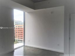Picture of 151 SE 1St St # 1011, Miami, FL 33131