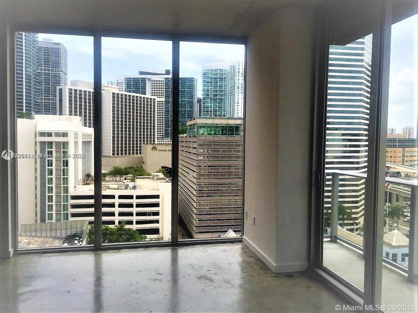 Picture of 151 SE 1St St # 1011, Miami FL 33131