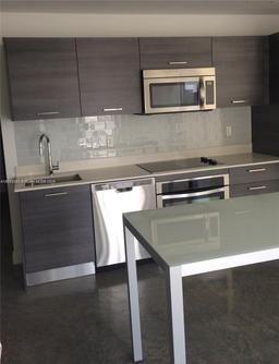 Picture of 151 SE 1St St # 1011, Miami, FL 33131