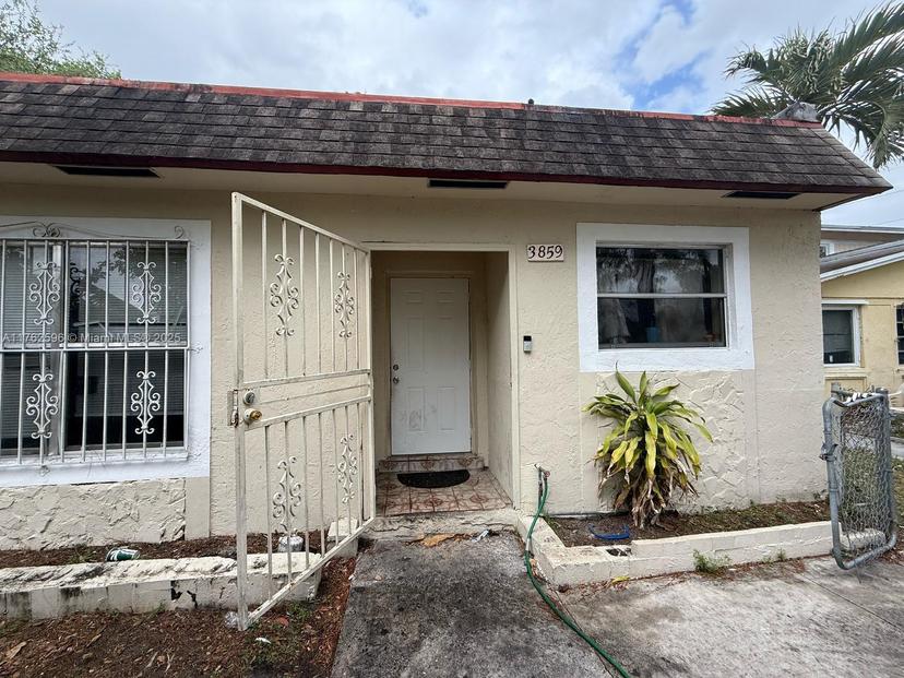Picture of 3859 NW 207Th St Rd, Miami Gardens FL 33055
