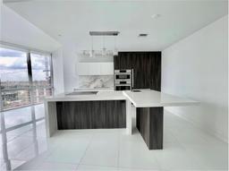 Picture of 851 NE 1St Ave # 904, Miami, FL 33132