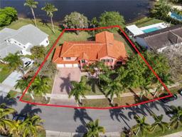 Picture of 221 NW 201St Ave, Pembroke Pines, FL 33029