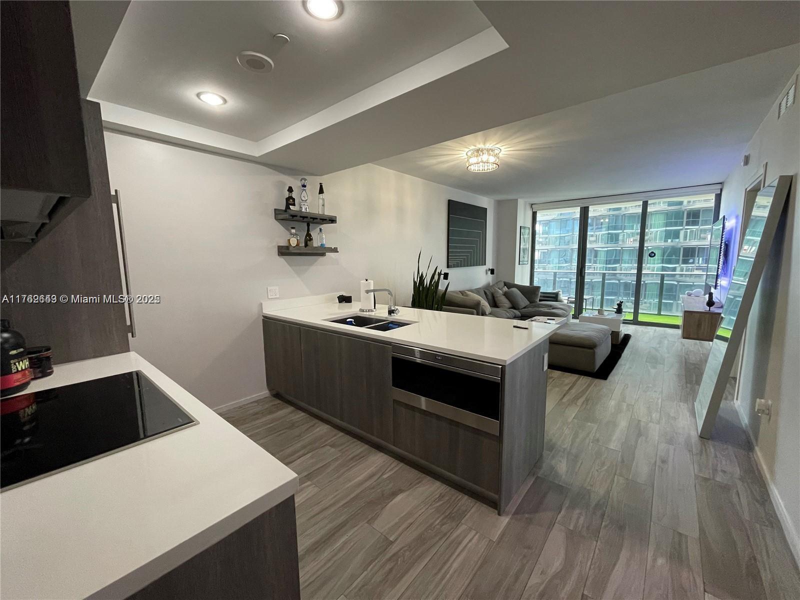 Picture of 801 S Miami Ave # 2907, Miami, FL 33130