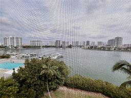 Picture of 2861 Leonard Dr # F601, Aventura, FL 33160