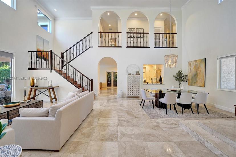 Picture of 2481 Provence Cir, Weston FL 33327