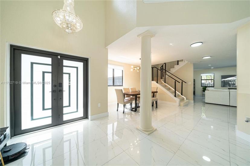 Picture of 1451 SW 11Th Pl, Fort Lauderdale FL 33312