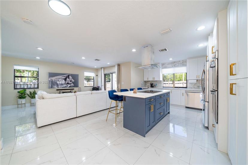 Picture of 1451 SW 11Th Pl, Fort Lauderdale FL 33312
