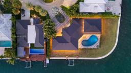 Picture of 1982 NE 119Th Rd, North Miami, FL 33181