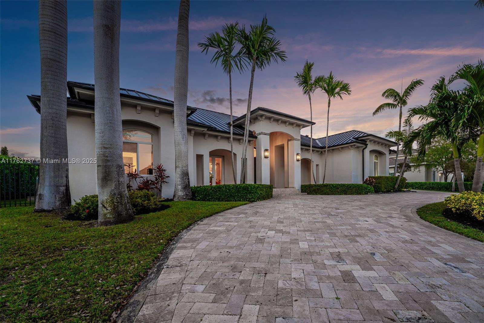 Picture of 8111 SW 178Th St, Palmetto Bay, FL 33157