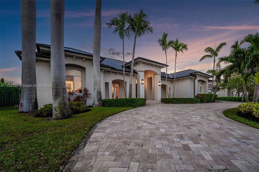 Picture of 8111 SW 178Th St, Palmetto Bay FL 33157