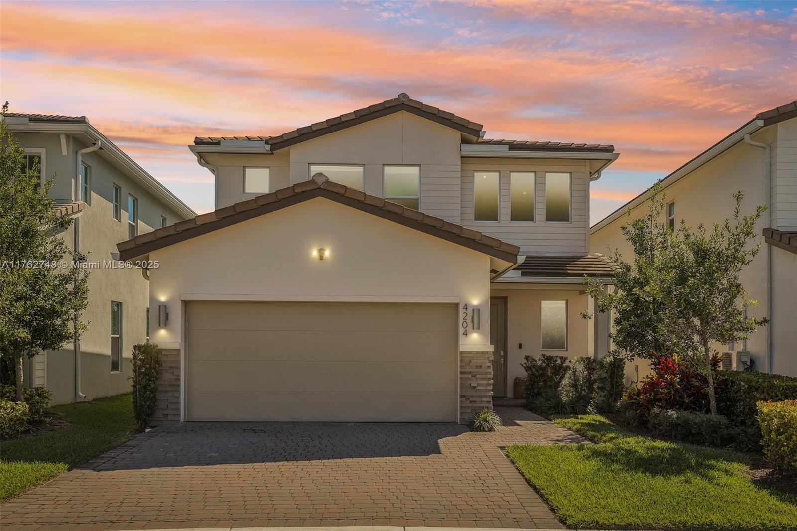 Picture of 4204 Veleiros Ave, Deerfield Beach, FL 33064