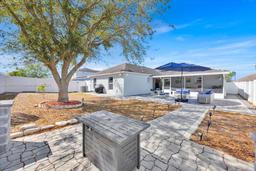 Picture of 335 Ashford Dr, Davenport, FL 33837