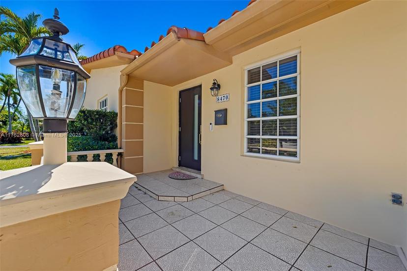 Picture of 8470 SW 86Th Ct, Miami FL 33143