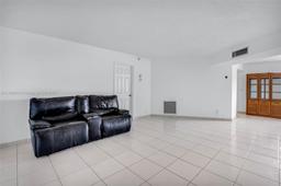 Picture of 3990 NW 42Nd Ave # 403, Lauderdale Lakes, FL 33319
