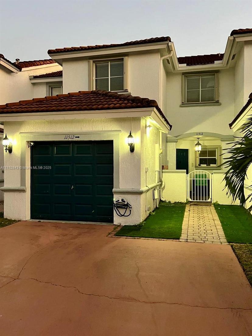 Picture of 11512 NW 48Th Ter, Doral FL 33178