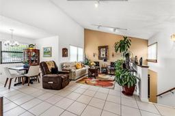 Picture of 9950 NW 9Th St Cir # 204, Miami, FL 33172