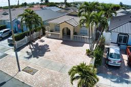 Picture of 10038 NW 127Th Ter, Hialeah Gardens, FL 33018