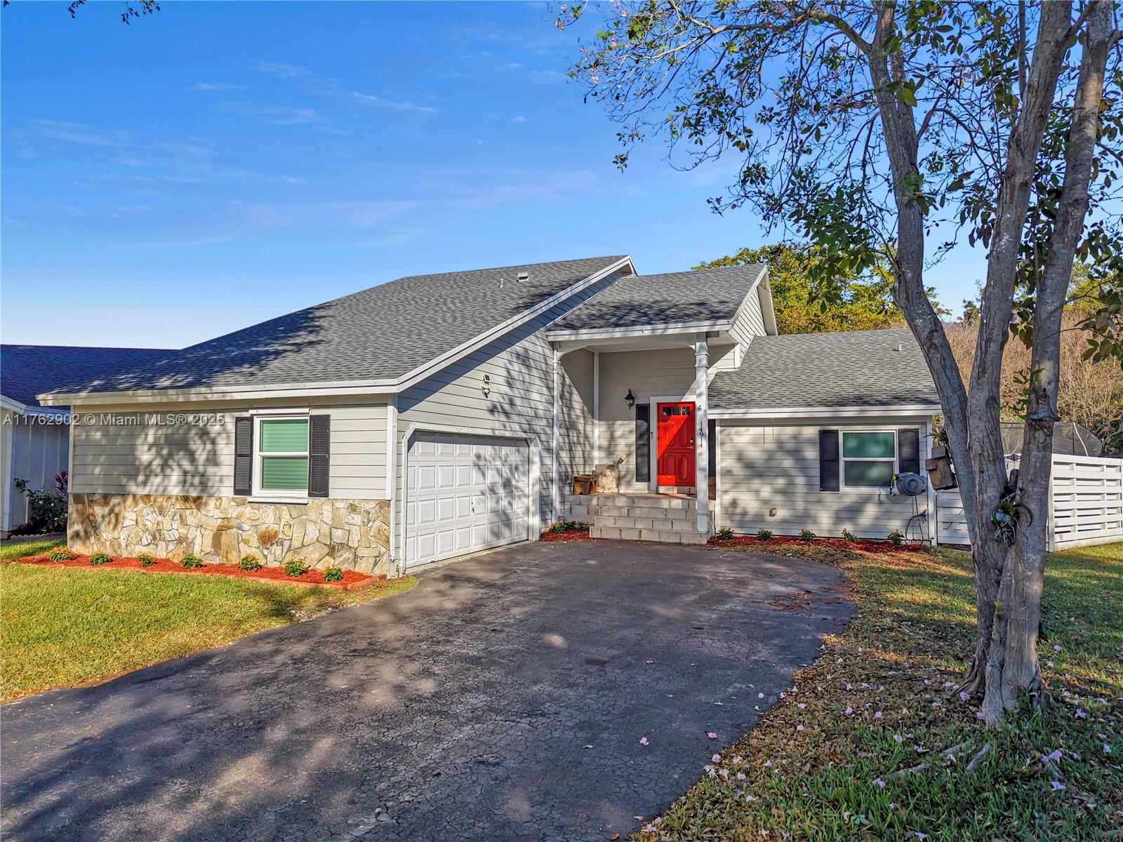 Picture of 14914 SW 142Nd Pl, Miami, FL 33186