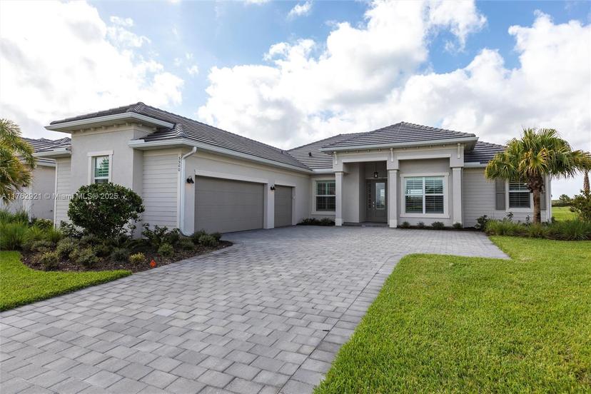 Picture of 5500 Whistling Straights Ct, Ave Maria FL 34142