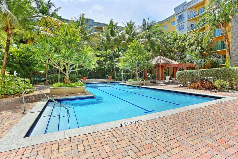 Picture of 6001 SW 70Th St # 447, South Miami FL 33143