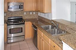 Picture of 6001 SW 70Th St # 447, South Miami, FL 33143