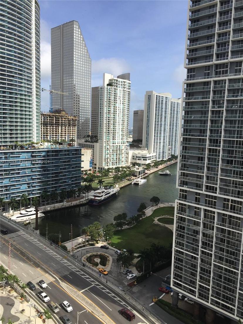 Picture of 500 Brickell Ave # 2303, Miami FL 33131