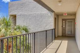 Picture of 9440 Poinciana Pl # 416, Davie, FL 33324