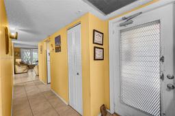 Picture of 9440 Poinciana Pl # 416, Davie, FL 33324