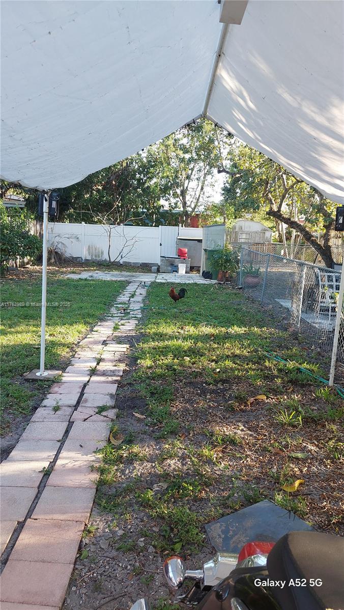 Picture of 330 E 16Th St, Hialeah FL 33010