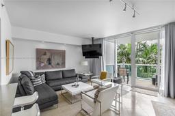 Picture of 1000 S Pointe Dr # 506, Miami Beach, FL 33139