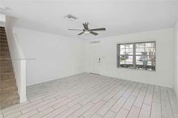 Picture of 625 NE 5Th St, Florida City, FL 33034