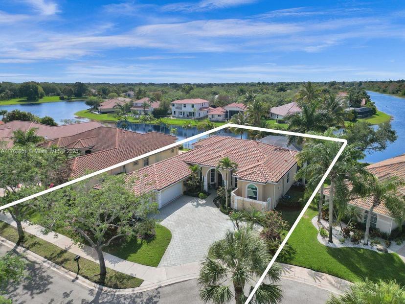 Picture of 2715 Edgewater Court, Weston FL 33332