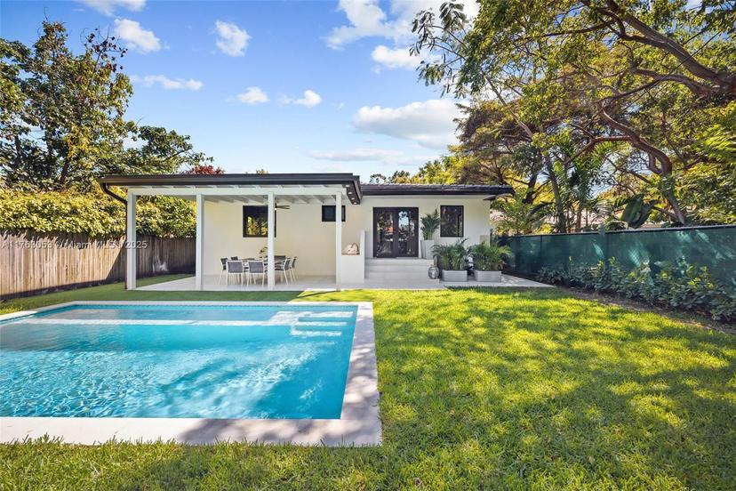 Picture of 2467 SW 13Th St, Miami FL 33145