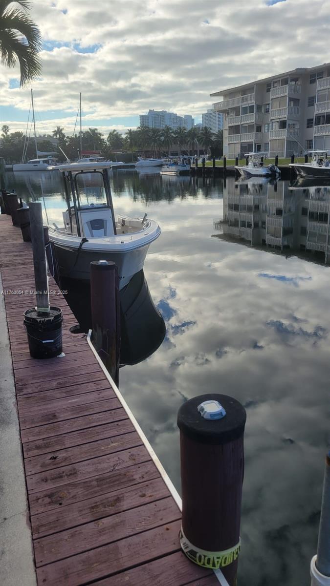 Picture of 427 Golden Isles Dr # 11F, Hallandale Beach FL 33009