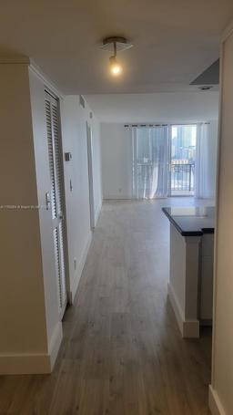 Picture of 427 Golden Isles Dr # 11F, Hallandale Beach, FL 33009