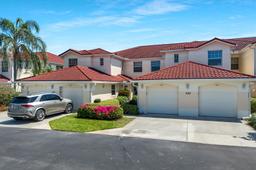Picture of 630 Lalique # 506, Naples, FL 34119