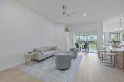 Picture of 630 Lalique # 506, Naples, FL 34119