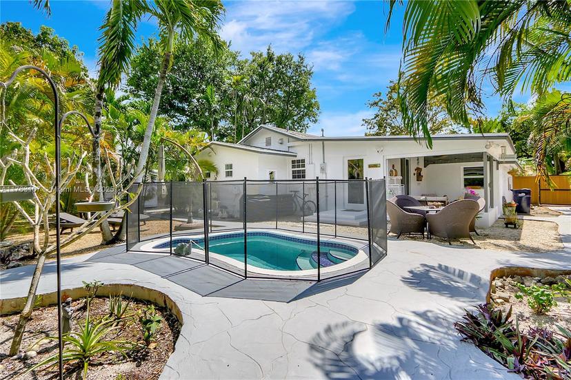 Picture of 521 Wren Ave, Miami Springs FL 33166