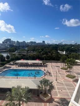 Picture of 4101 Pine Tree Dr # 617, Miami Beach, FL 33140