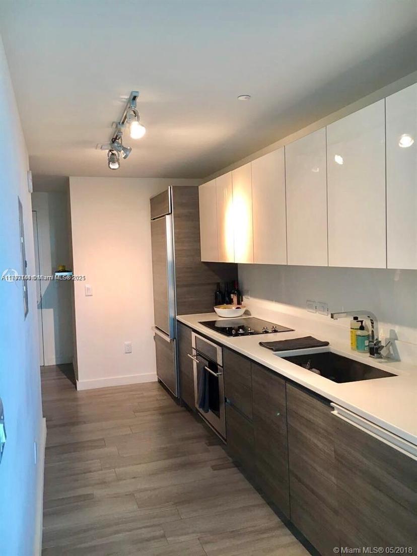 Picture of 1100 S Miami Ave # 1005, Miami FL 33130