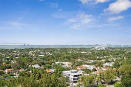 Picture of 4101 Pine Tree Dr # 1812, Miami Beach, FL 33140